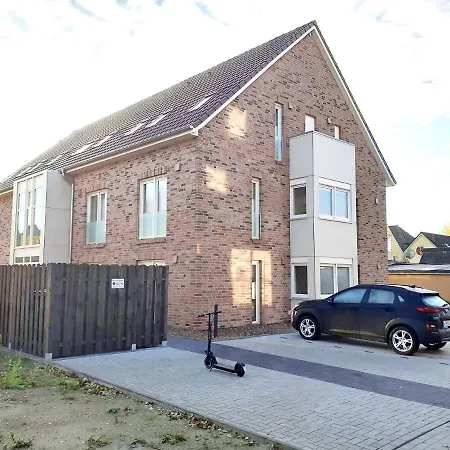 Wittmunder Strasse 24a 50231 *