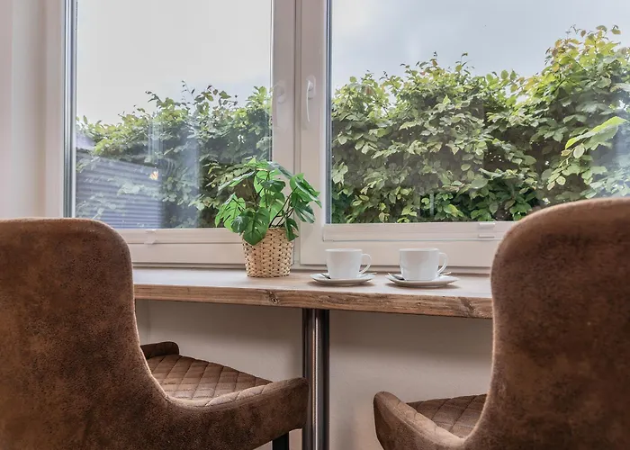 Wittmunder Strasse 24a 50231 * 卡罗利嫩西尔